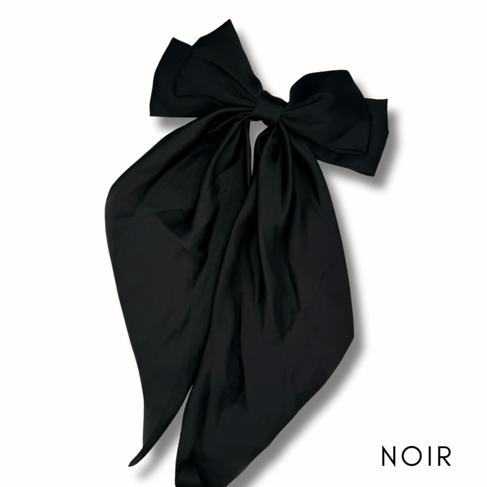 OVERSIZED CUTESY BOW